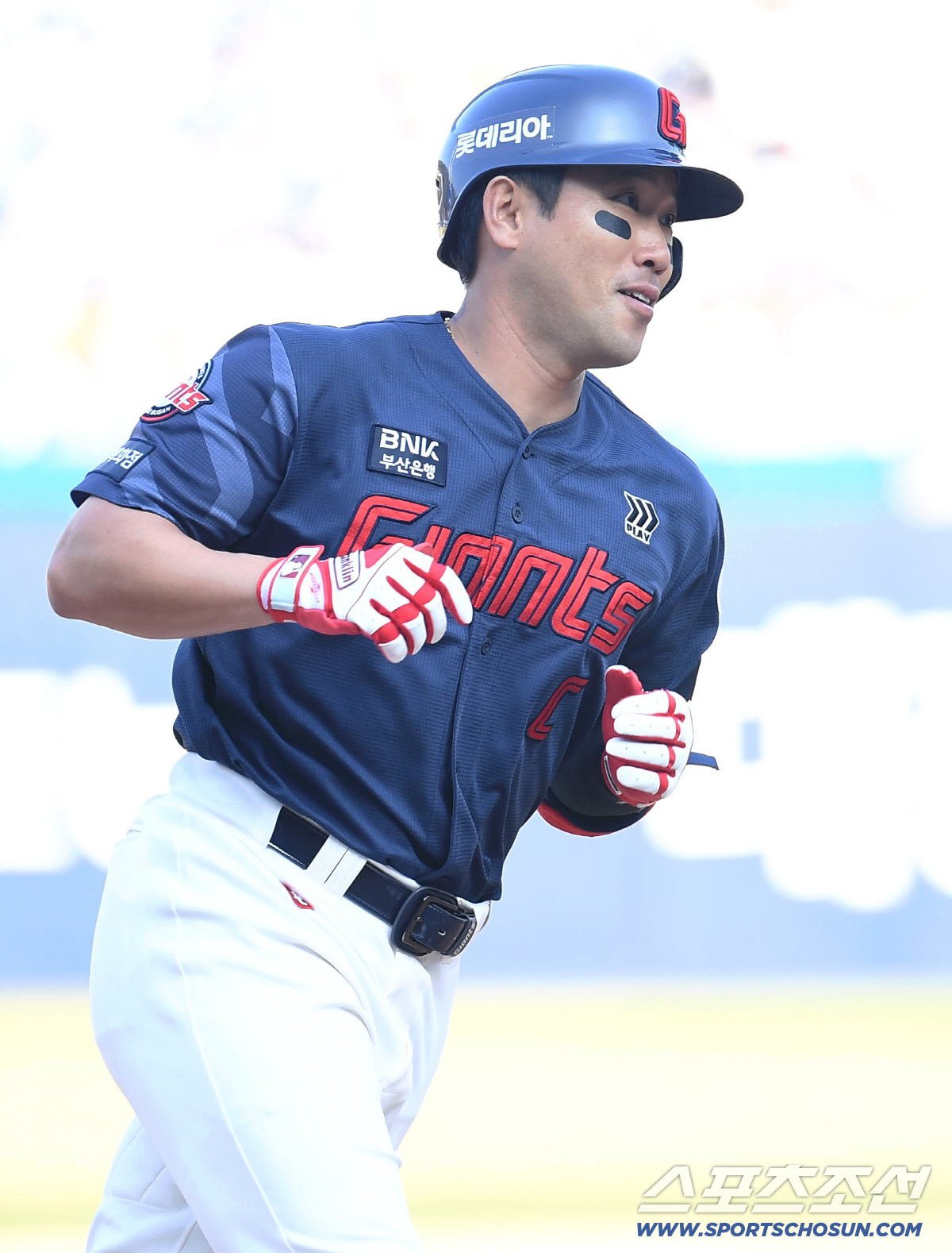 '25억 에이스도 격파' 도박 논란, 오히려 롯데 깨웠다 …"놓치고 있던…