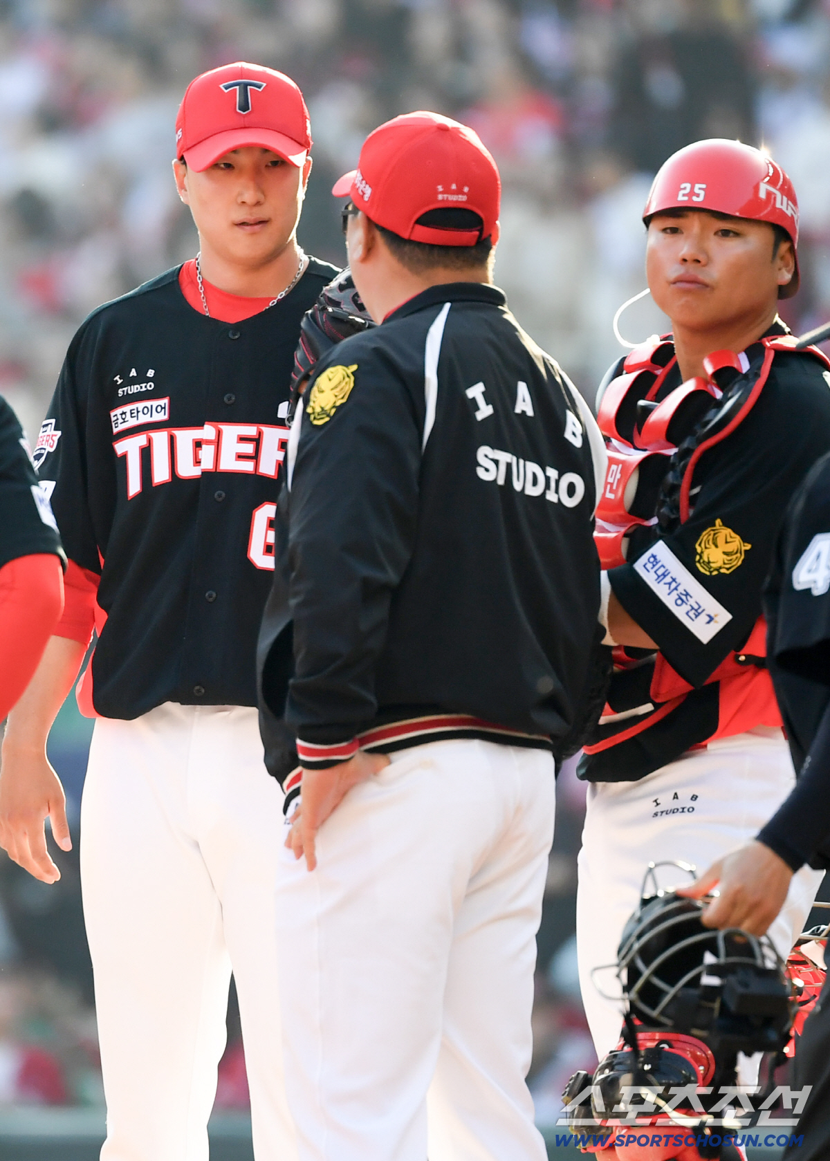 '개막전 충격 역전패' 이범호 감독 "정해영은 우리 마무리, 자신있게 던…