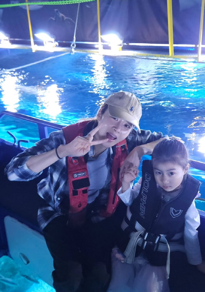 '한의사♥' 강소라, 두 딸 얼굴 다 공개했다..母 붕어빵, 아역배우해도…