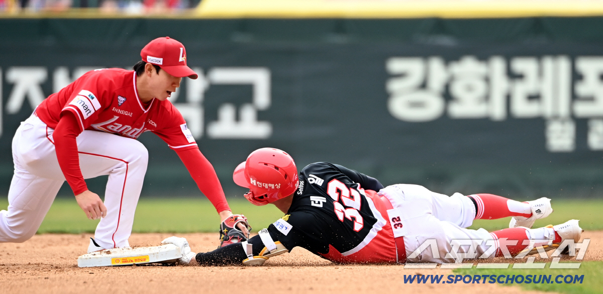 KIA 데일, KBO 데뷔 첫 안타는 2루타...하마터면 타점 날아갈 뻔…