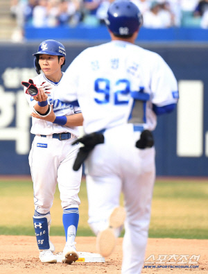 김지찬, 7회 적시 2루타로 팀 최초 5만2000안타 주인공 등극[대구레코드]