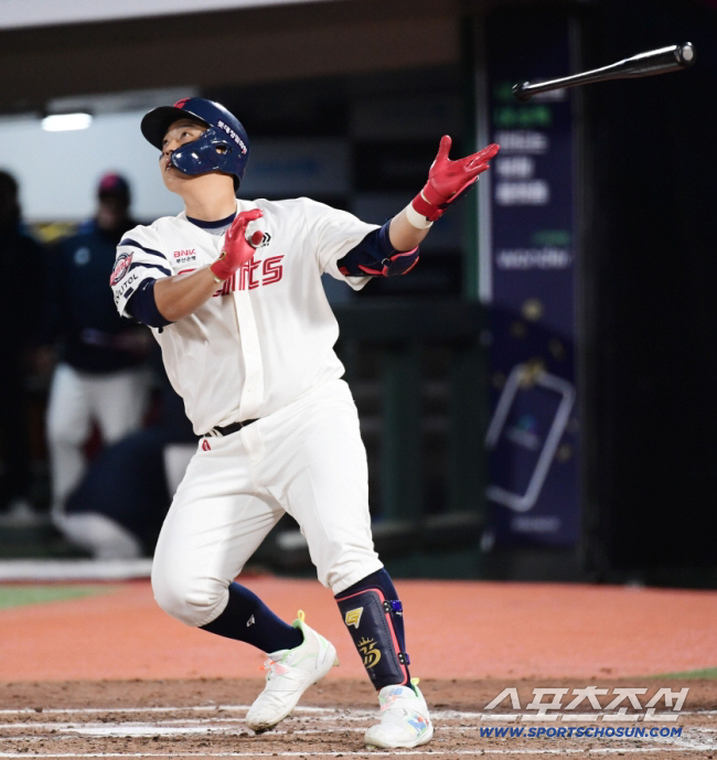 '광속복귀' 한동희, 퓨처스리그 맹폭, 삼성과 첫 경기 3안타→31일 창…