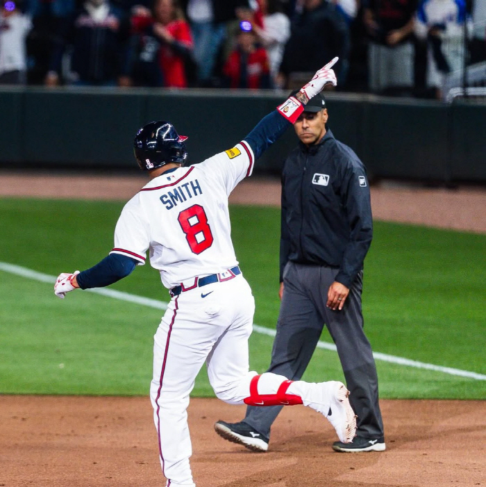 "하늘에 계신 어머니께…" 123년 역사상 첫 대기록! 2월 백수 탈출 …