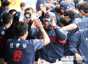 '홈런꼴찌' 롯데, 변했다, '라팍' 무단점유 7홈런 대폭발→개막 2연전 싹쓸이[대구리뷰]