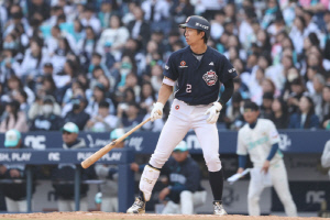 '14이닝 무득점 → 불펜 털어 9득점' 두산 대역전 드라마! 김원형 감독 부임 첫승[창원 리뷰]