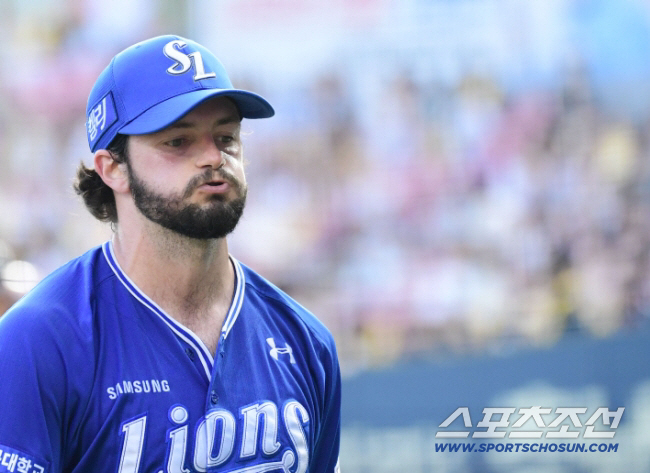 '방출→12억 잭팟' KBO 깜짝 역수출 신화 쓰나…2⅓이닝 KKK 완벽…