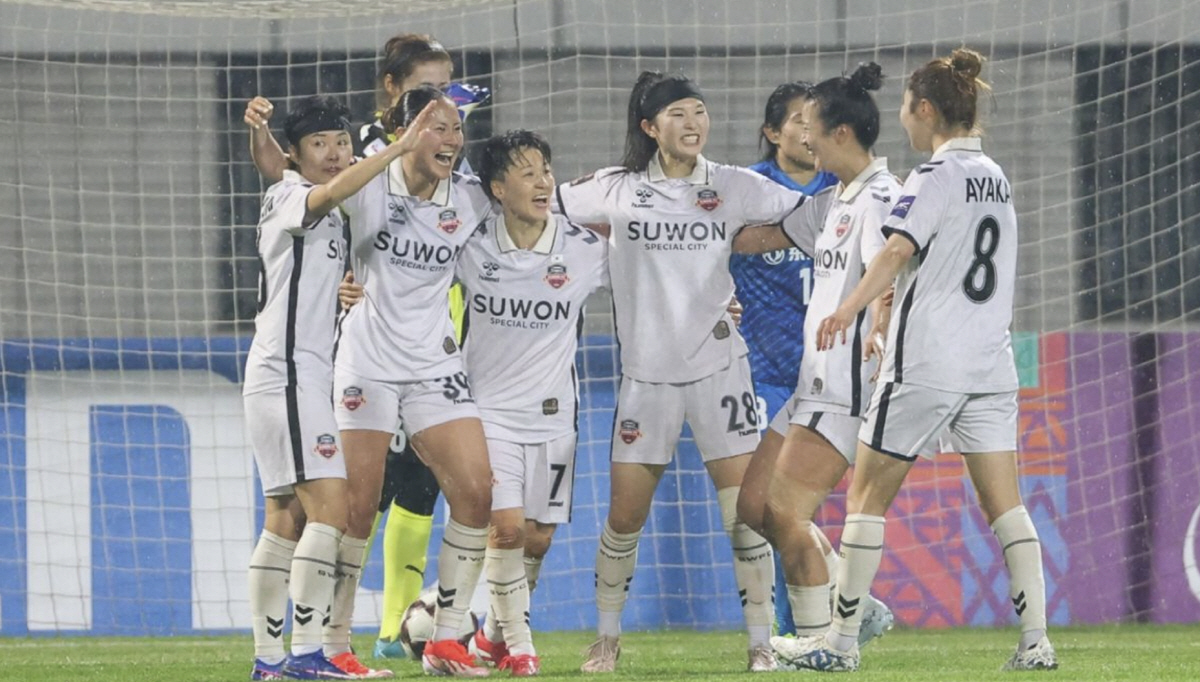 "K-여축이 이렇게 강합니다" 수원FC위민,디펜딩챔프 中우한 꺾고 4강행…