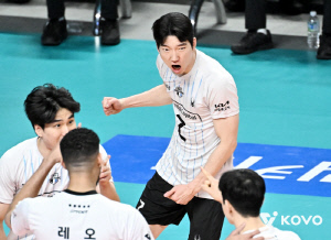 '와 41-39' 여기서 끝났다, 현대캐피탈 2연속 챔프전 진출…대한항공 나와![장충 리뷰]