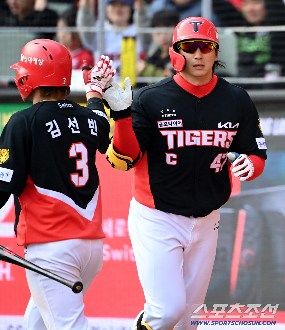 혹시 지금 2008년인가요? '완벽 회춘 모드' 작은 거인, 골든글러브 …