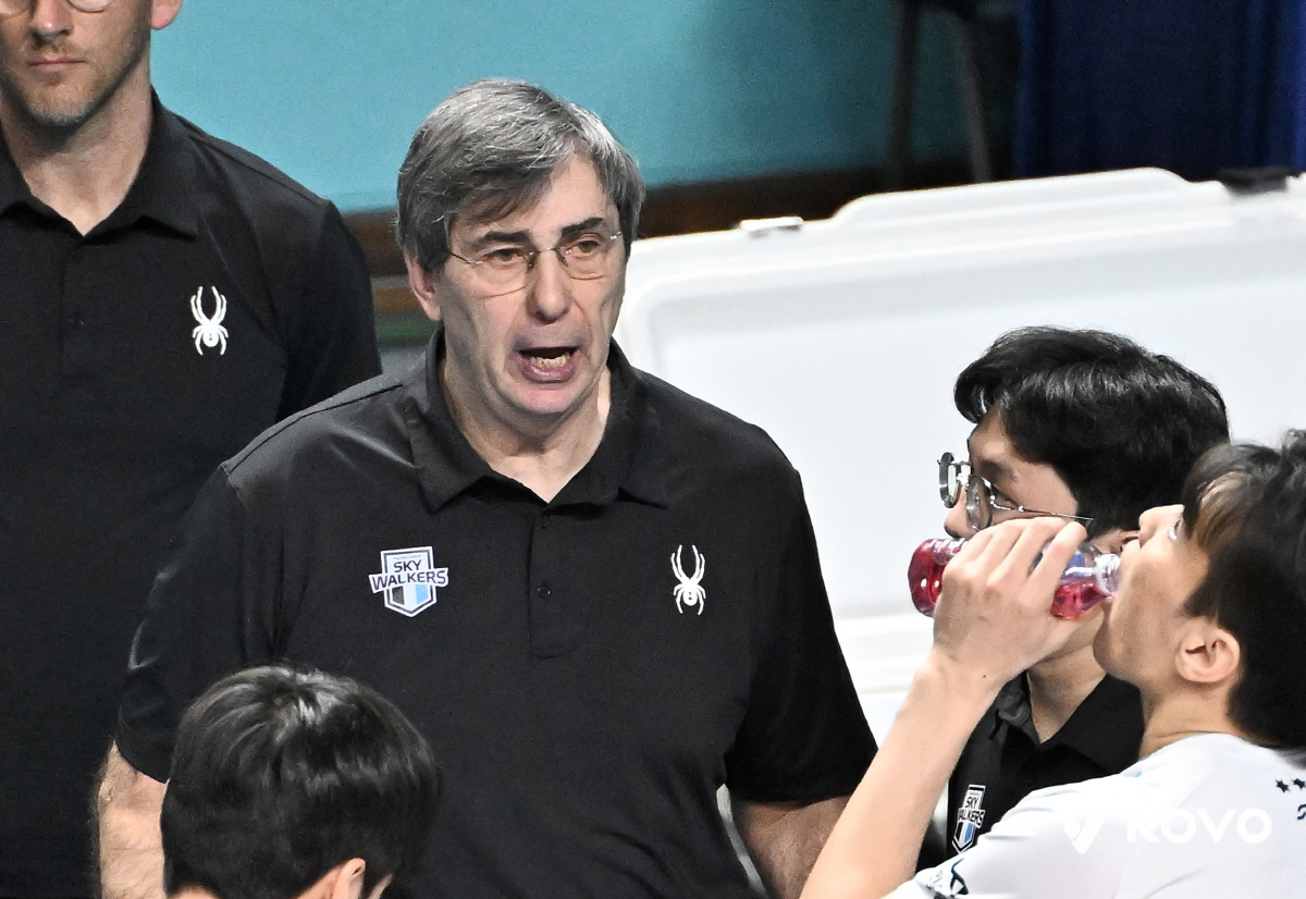 '충격 고백' 감독은 포기하려 했다, '역대 신기록' 세울 줄이야…"선수…