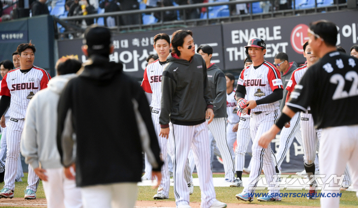 불과 2년전 우승 다퉜는데 어쩌다가... 개막 2연패 충격속 잠실에서 만난 KIA-LG. 화요일지면 수렁각인데[포커스]