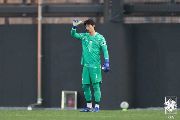 "군필자도 AG 뽑는다" 초강수 둔 이민성호, 초호화 스쿼드로 '두 살 …