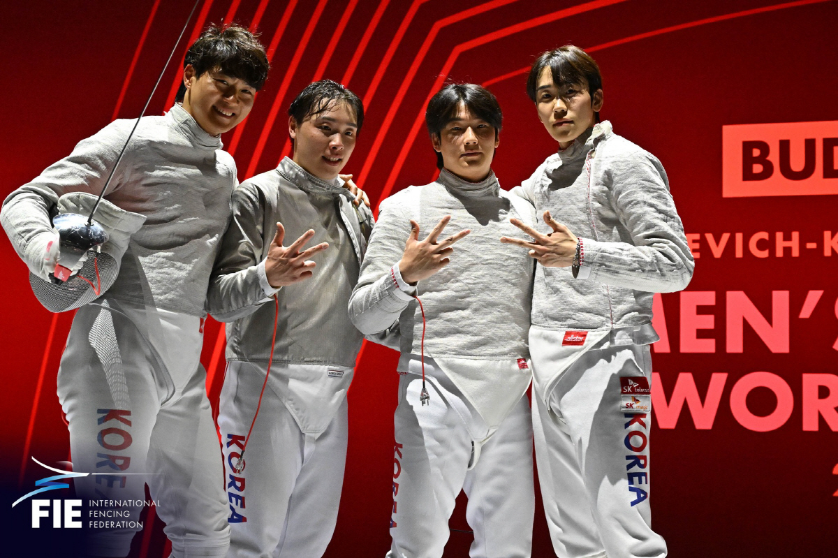 "송세라 美쳤다!" '세계1위' 韓여자에페,'파리 금'伊 '세계2위'美 …