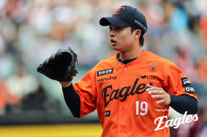 "다음 눈물은 KS" 첫 승하고 오열, 이보다 든든한 간절함 있을까…찾았…