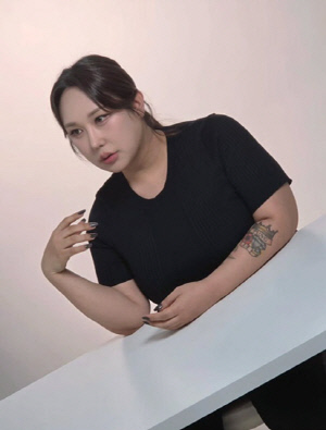 풍자, 28kg 빼더니 완전 딴사람..타투에 묶음머리 '파격 변신'