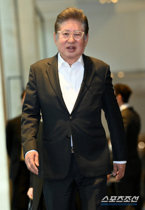 '79세' 김용건, 30년만에 전처 만났다...'금촌댁네' 이영자와 뭉클 상봉