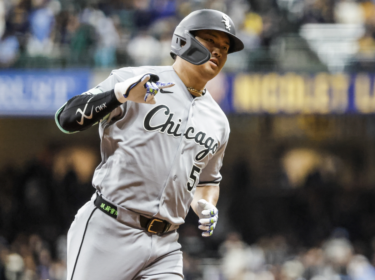 MLB 사상 최초다! 日무라카미, 대기록은 맞는데.. 이걸 자랑해야 하나…