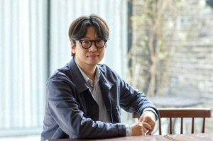 ‘성범죄 의혹’ 황석희, 성지글 난리..“내게 크게 실망할 날 올 것...유해한 사람”