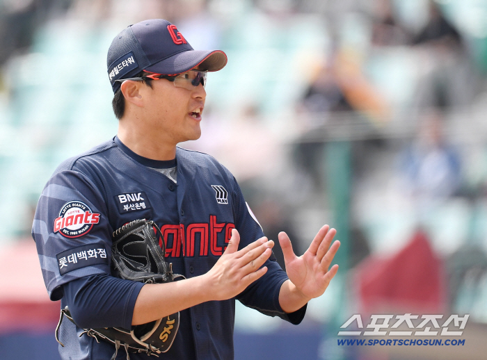 '성공적 몰빵, 삼성만 울상' 31일 선발 왜 롯데만 토종인가?