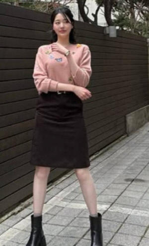 장다아, 장원영 친언니 맞네…압도적 다리비율 ‘시선 강탈’