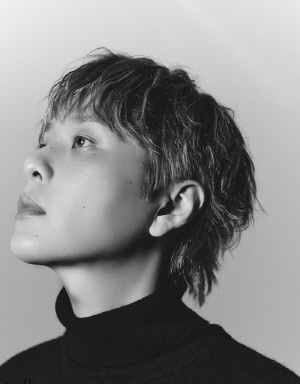 '현아♥' 용준형, 10억 @ 요구한 소속사에 이별 통보 