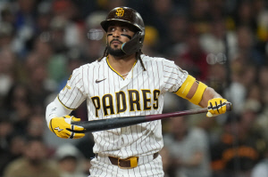 '6번 타자' 이정후 타율 0.077 급락! 샌프란시스코 타선은 부활 성공…SD 상대 3-2 신승→