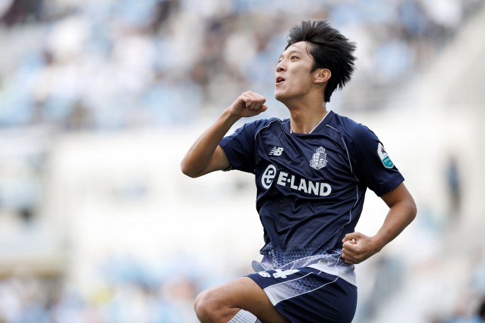 '1골-1도움' 강현제, '하나은행 K리그2 2026' 5라운드 '최고의 별'[오피셜]