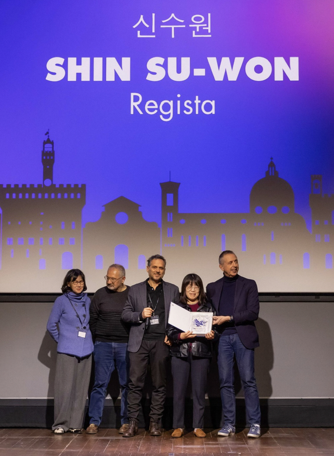 신수원 '사랑의 탄생', 피렌체한국영화제 최우수작품상 수상..'경주기행'도 관객상 '호평'