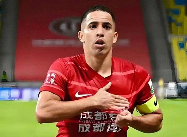 "싸라있네" 부산 사투리 쓰는 '전직 K리거', 중국 대표팀 깜짝 귀화 유력후보 거론(中매체)