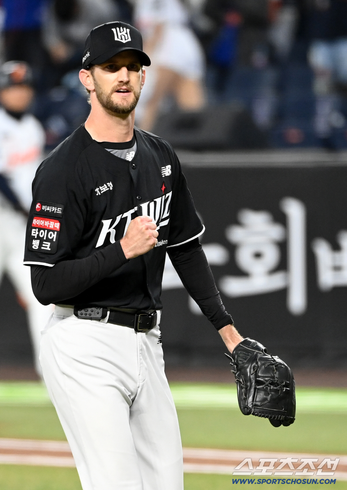 31일 대전한화생명볼파크에서 열린 KT와 한화의 경기. 1회말 투구를 무실점으로 마친 KT 보쉴리가 주먹을 불끈 쥐며 기뻐하고 있다. 대전=허상욱 기자wook@sportschosun.com/2026.03.31/