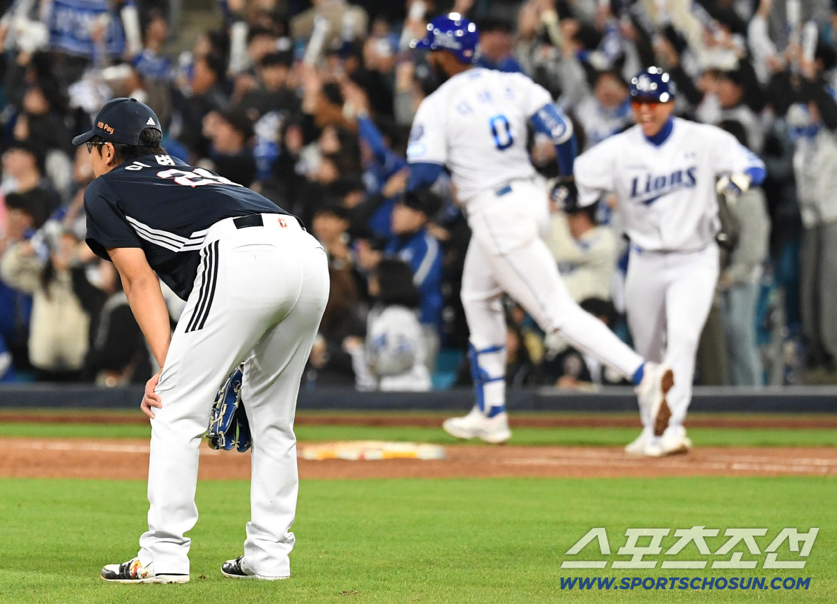 31일 대구 삼성라이온즈파크에서 열린 삼성과 두산의 경기. 8회말 두산 이병헌 상대 동점 3점 홈런을 날린 삼성 디아즈. 대구=송정헌 기자songs@sportschosun.com/2026.03.31/
