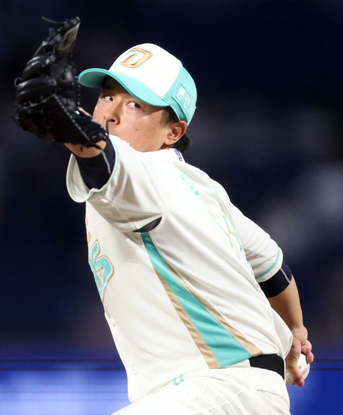 NC 선발 토다 나츠키 역투 (창원=연합뉴스) 김동민 기자 = 31일 경남 창원NC파크에서 열린 프로야구 2026 KBO리그 롯데 자이언츠와 NC 다이노스의 경기. 1회 초 NC 선발 토다 나츠키가 역투하고 있다. 2026.3.31 image@yna.co.kr(끝)