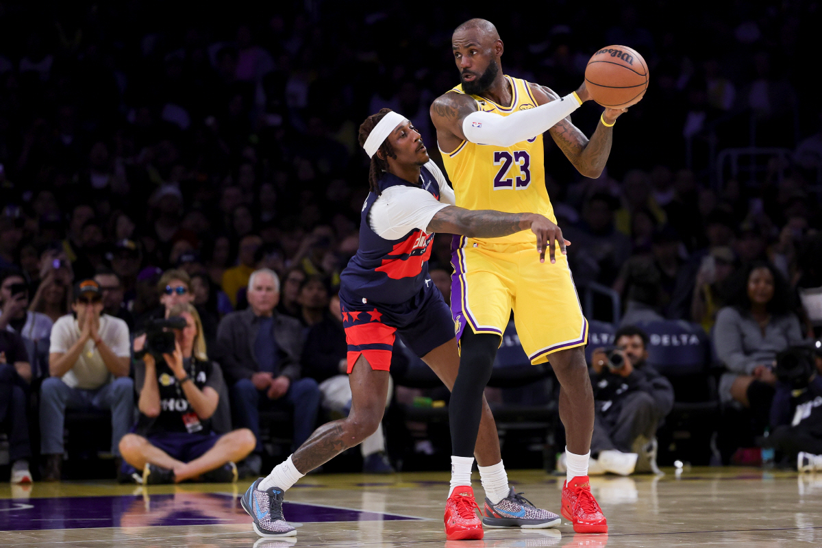 르브론 LA 레이커스 잔류 이유. 가족 + 사업체, 그리고 최근 '꽂힌' 이것도 잔류에 엄청난 영향 미친다