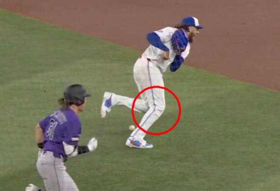 '다리 꺾여' 충격 부상! '한화의 자랑' 폰세 결국 장기 이탈?…토론토 마이너 투수 콜업→로스터 변경 불가피