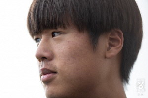 '이럴 수가' 홍명보호 날벼락, 경기 도중 또또또 부상자 발생...김주성 절뚝거리며 교체