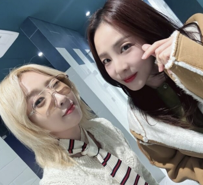 산다라박, 박봄 '마약 손절' 그후…공민지와 2NE1 우정 "꽃다운 시간"