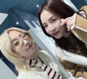 산다라박, 박봄 '마약 손절' 그후…공민지와 2NE1 우정 "꽃다운 시간"