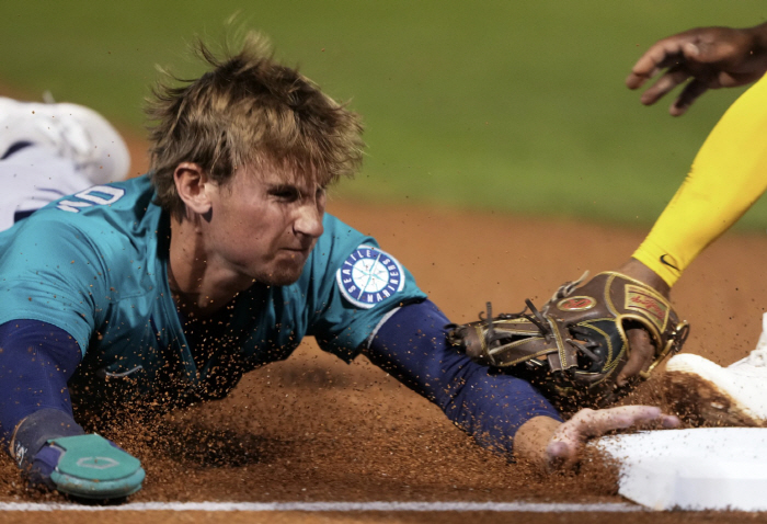 '1435억' 계약해 놓고 빅리그 콜업 계획 없다니 이해불가, 시애틀 유망주 1위 대박쳤지만 "마이너에 더 머무른다"