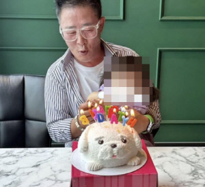 ‘전과 6범’ 임성근 셰프, 방송 중단 후 근황 포착… “4살 손녀 보는 재미로 살아”