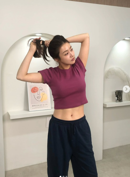 '한의사♥' 강소라, 선명한 11자 복근 올리고 '망언'…팬들 