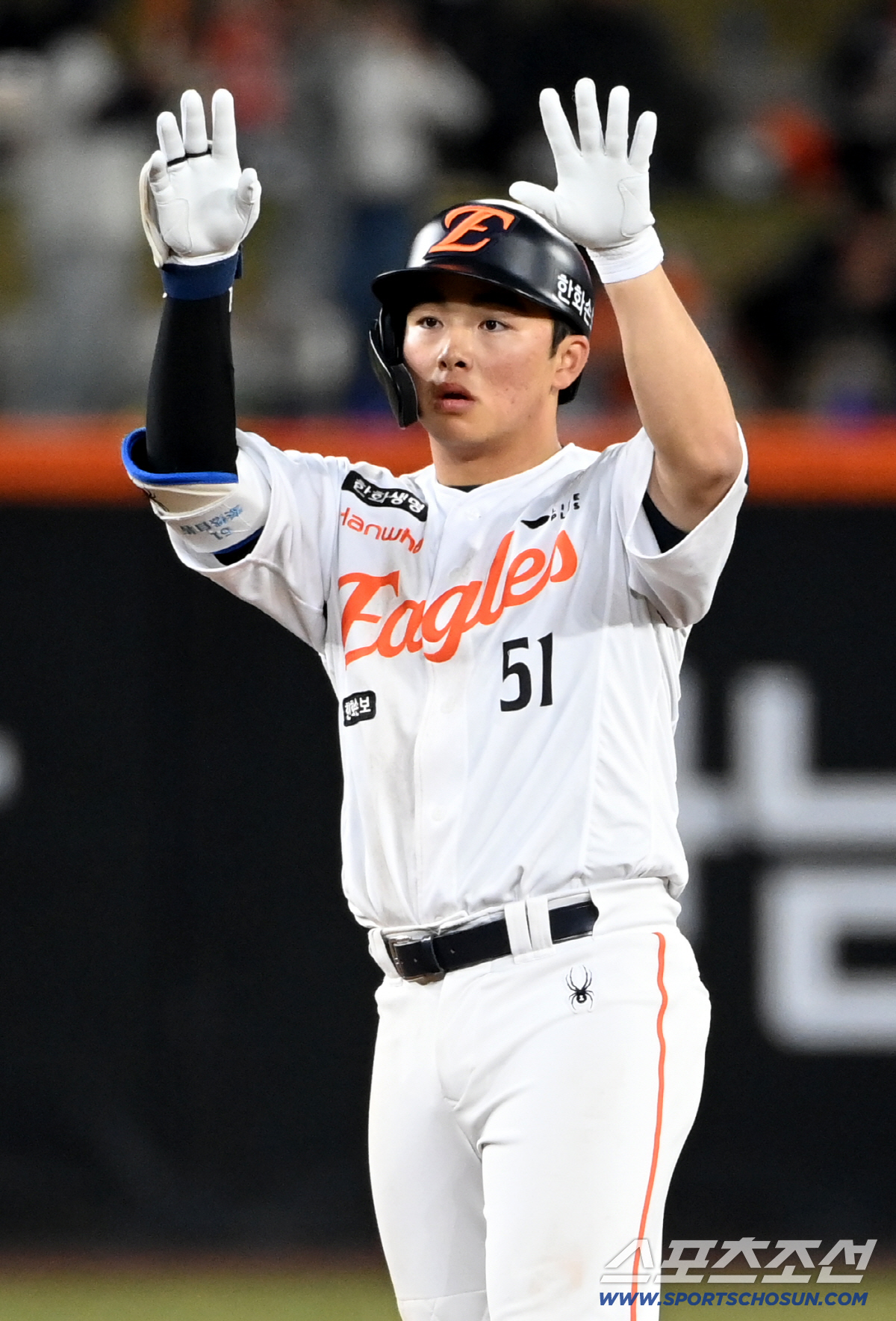 1일 대전한화생명볼파크에서 열린 KT와 한화의 경기. 5회말 한화 문현빈이 좌중간 2루타를 치고 기뻐하고 있다. 대전=허상욱 기자wook@sportschosun.com/2026.04.01/