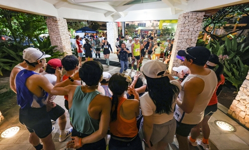 마라톤 참가자들의 기념 촬영 [사진/임헌정 기자]