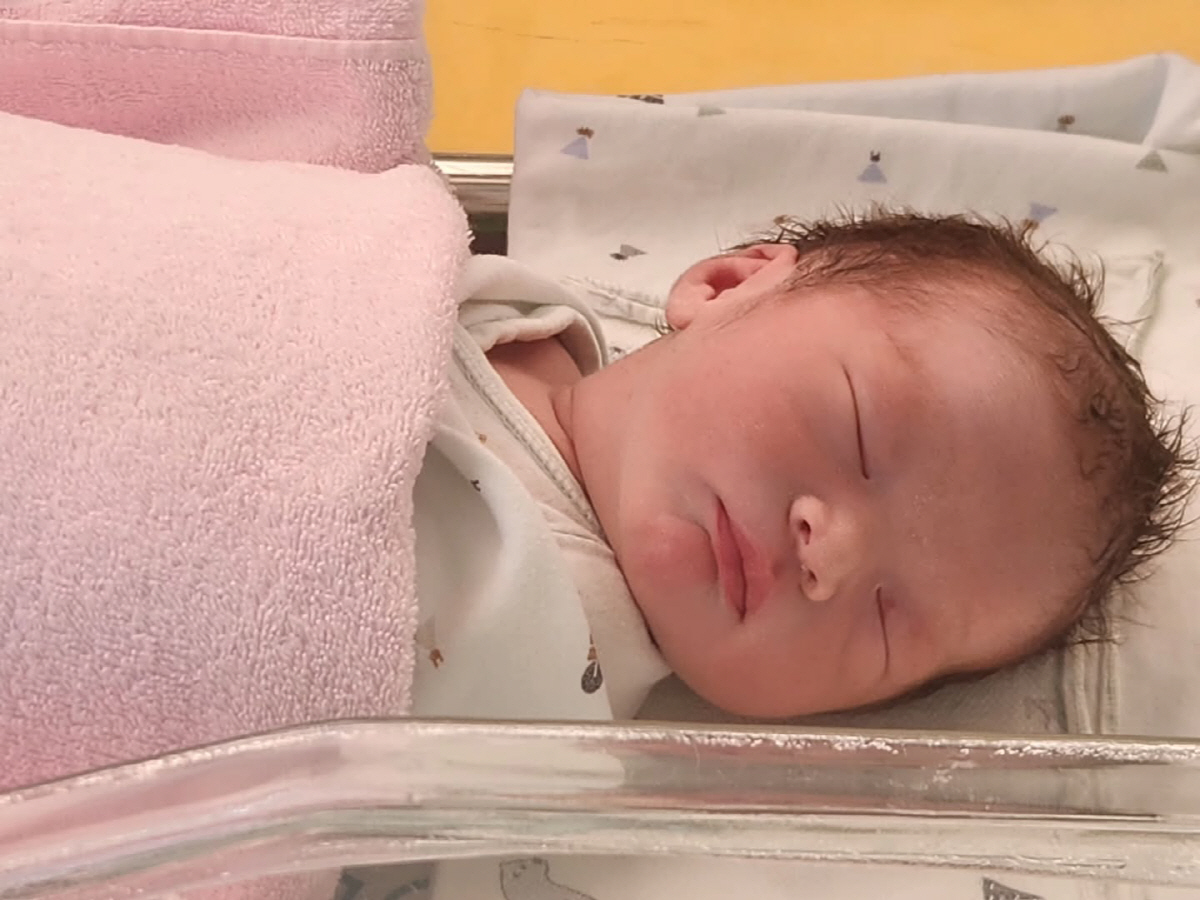 김홍표, 51세에 늦깎이 딸 아빠 됐다 "부모 나이 합쳐 100살"