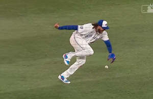 '비관적 진단 결과' 폰세 1152억 처남에게 선수단 라커 제공? 무슨 사연인데