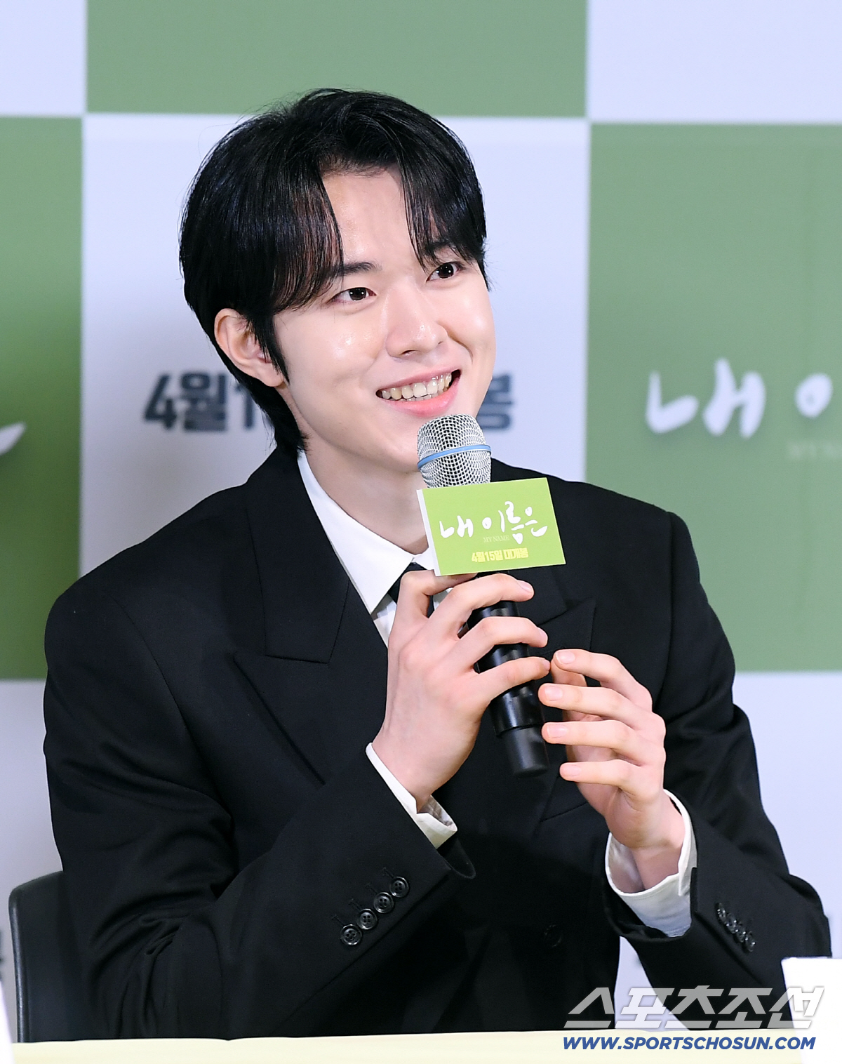 영화 '내 이름은' 언론시사회 및 기자간담회가 2일 오후 서울 CGV용산에서 열렸다. 신우빈이 질문에 답하고 있다. 정재근 기자 cjg@sportschosun.com/2026.4.2/