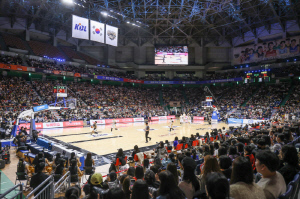 '이상하게 꼬였네' KCC-BNK의 포스트시즌 일정 '행복한 고민?'…경우에 따라 사직체육관 사용일정 중복 우려, 해결책은 '한쪽이 탈락?'