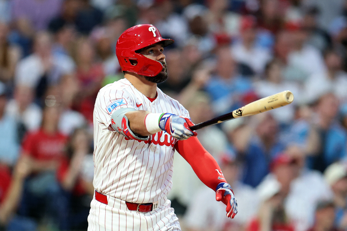 필라델피아 카일 슈와버가 1일(한국시각) 워싱턴전에서 3회 솔로홈런을 터뜨리고 있다. AFP연합뉴스