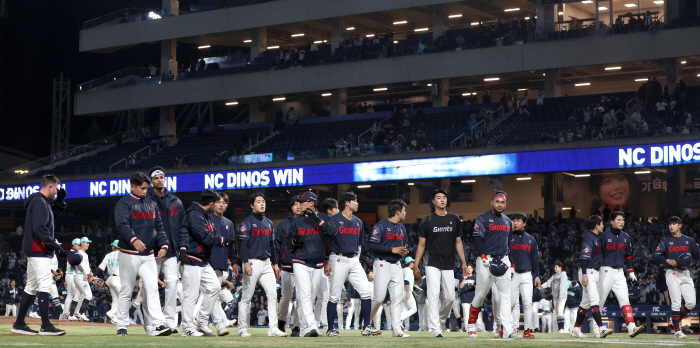 대충격 3연패! 롯데 또또또 선취점 내고 졌다 → NC에 3일 연속 역전패 