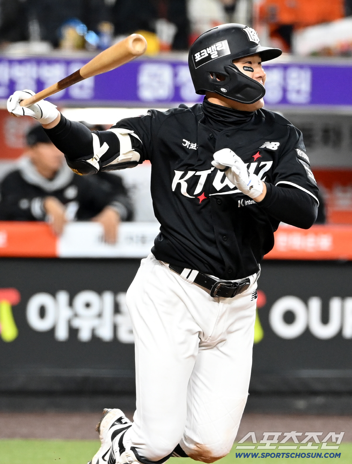 31일 대전한화생명볼파크에서 열린 KT와 한화의 경기. 타구를 날리는 KT 최원준. 대전=허상욱 기자wook@sportschosun.com/2026.03.31/