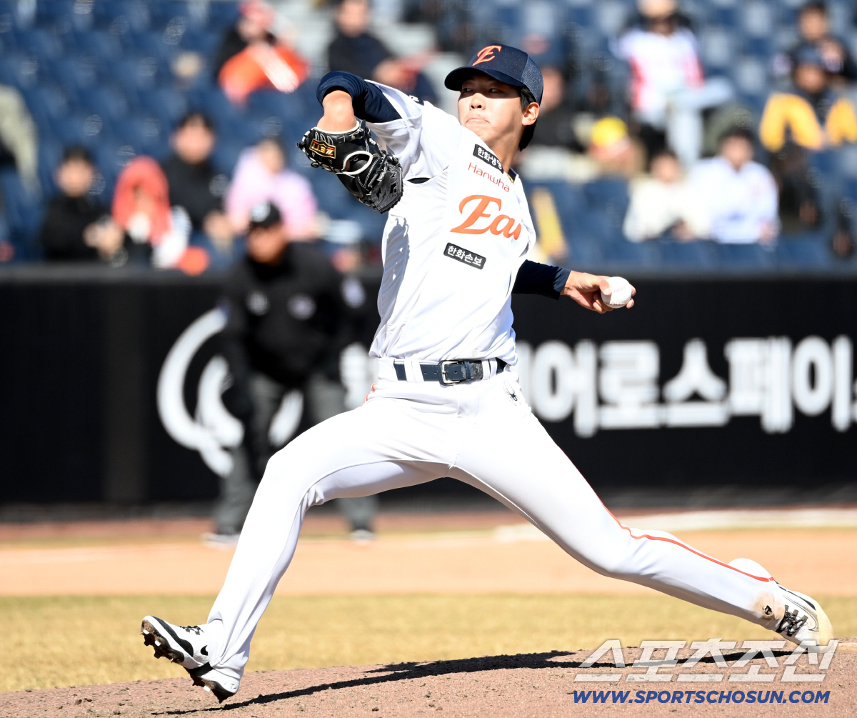 19일 대전한화생명볼파크에서 열린 KIA와 한화의 시범경기. 역투하는 한화 황준서. 대전=허상욱 기자wook@sportschosun.com/2026.03.19/